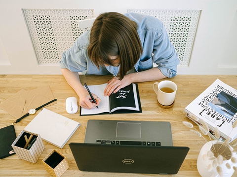 印度人去香港開戶可以匯到國內嗎